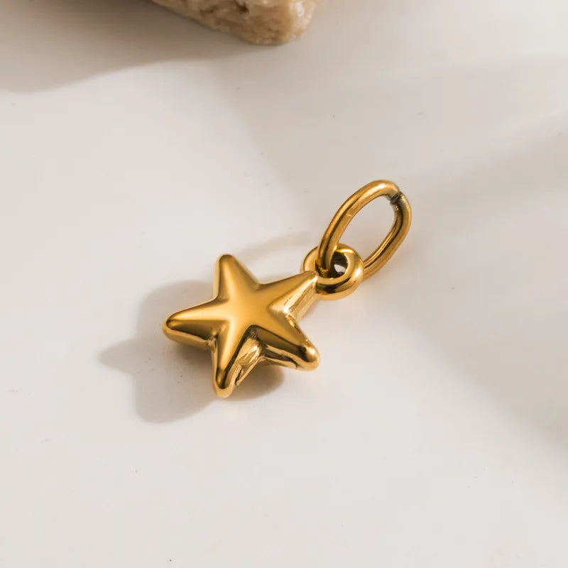 Golden Star Charm || DV26