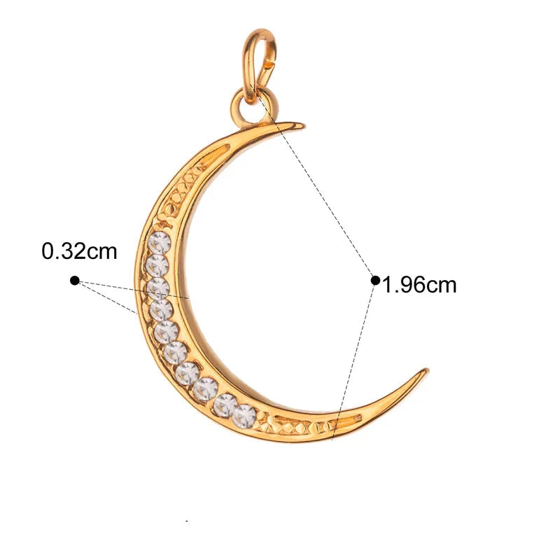 Crescent Moon Charm || DV38