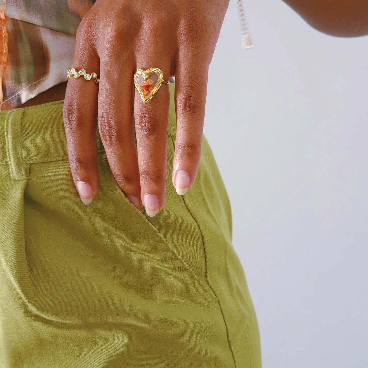 Multi-Stone Stacking Ring || DV48
