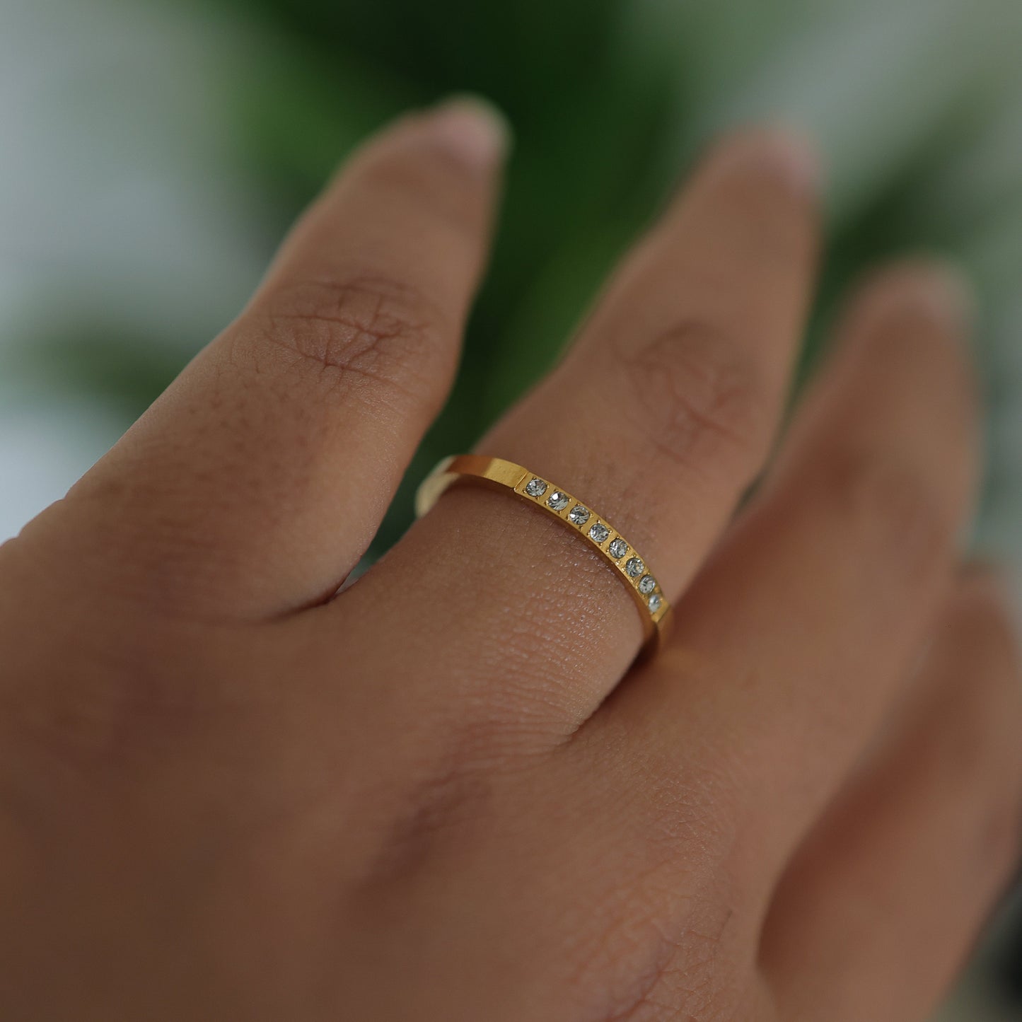 Elora Slim Diamond Band || DV159