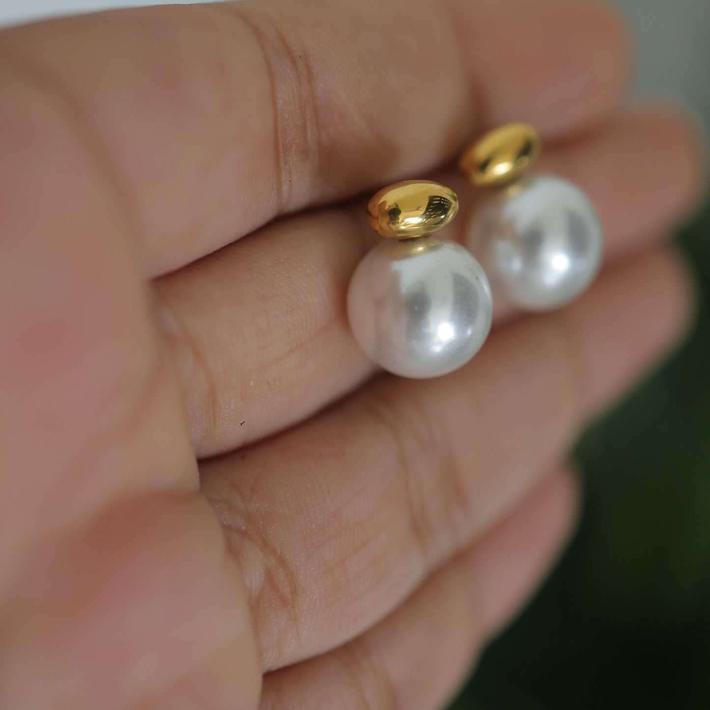 Golden Pearl Drops || DV149