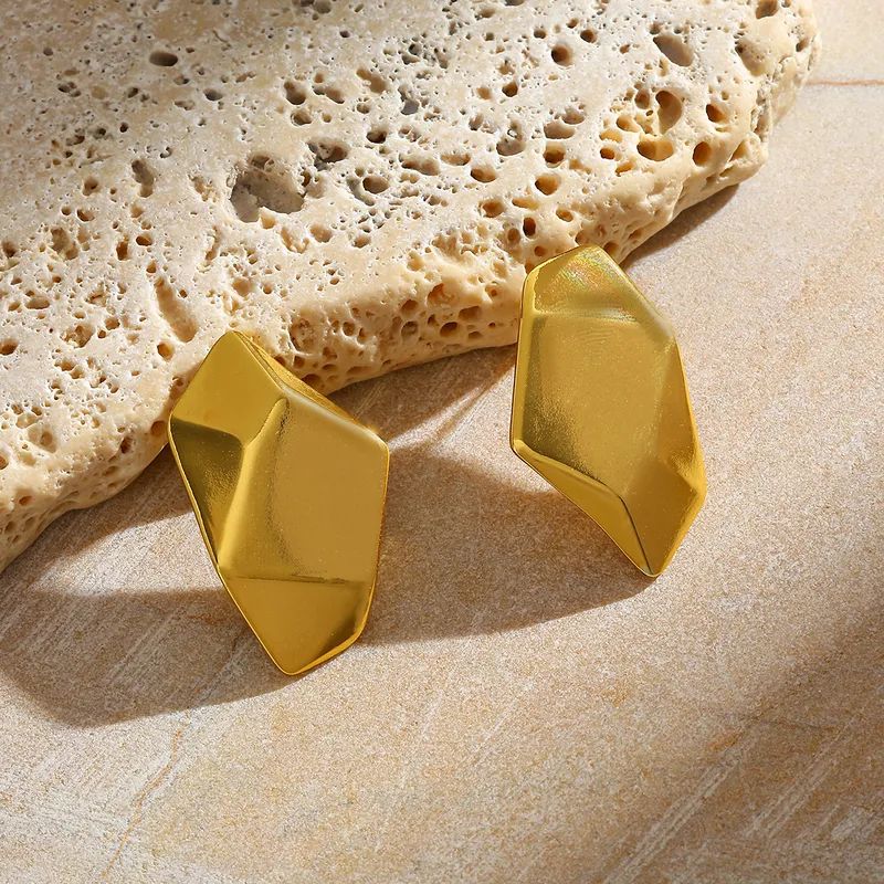 Orion Irregular Sculpted Studs || DV197