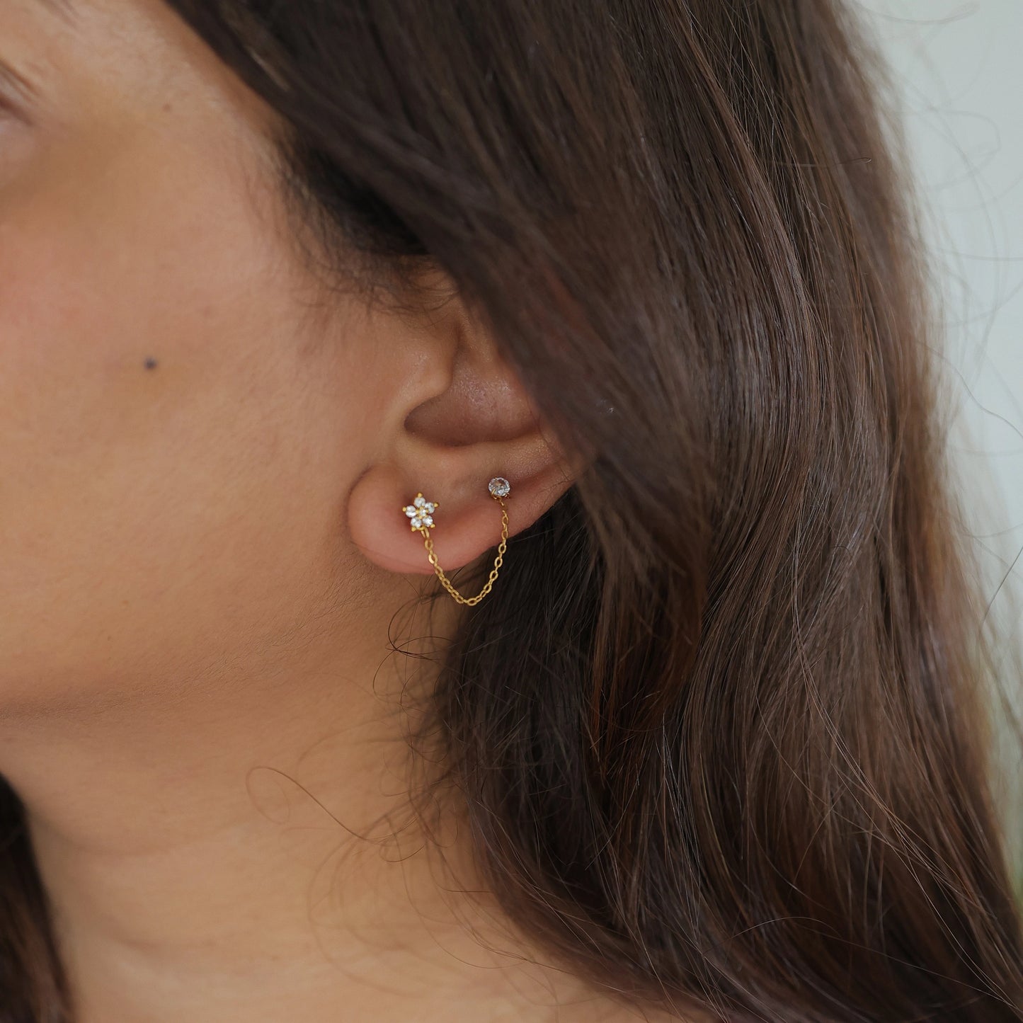 Faye Chain Stud Earrings- (Pair) || DV171