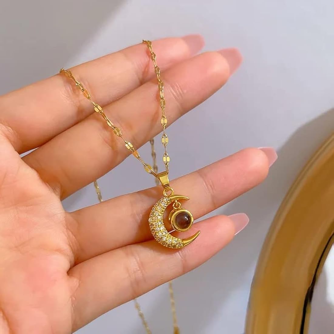 Celestial Moon Pendant Necklace || DV42