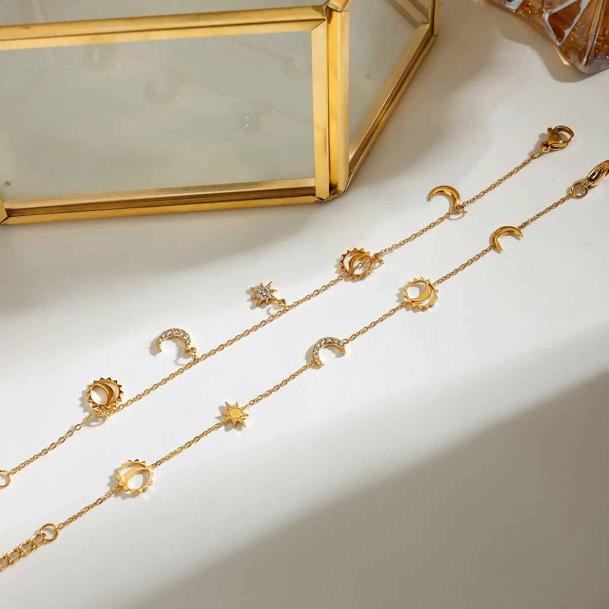 Celestial Glow Charm Bracelet || DV113