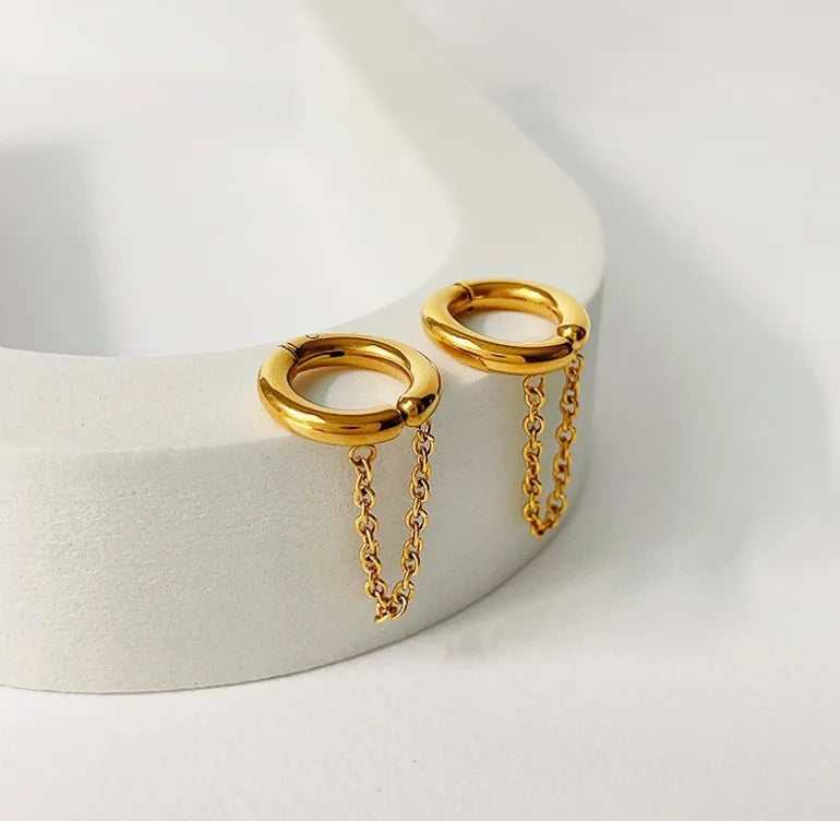 Kaia Ear Cuff || DV125