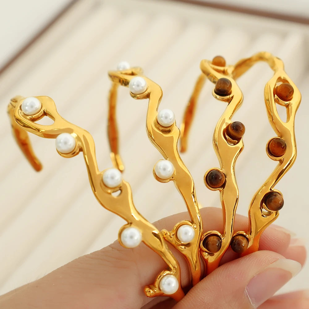 Golden Vine Cuff Bracelet || DV08