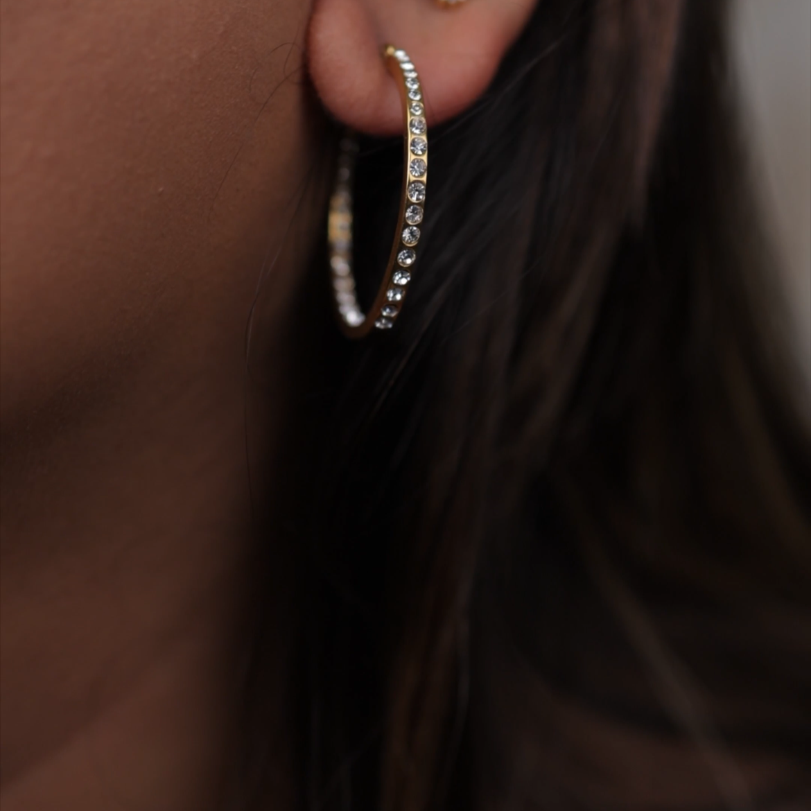 Crystal Elegance Hoop Earrings || DV11