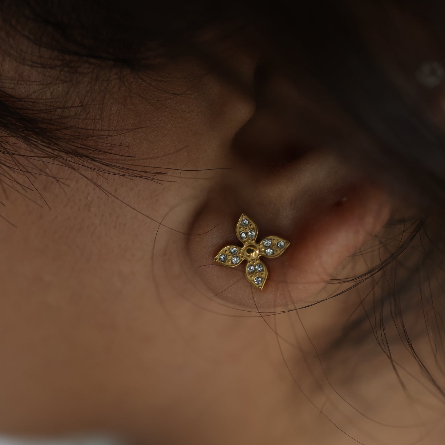 Blossom Luxe Studs || DV137