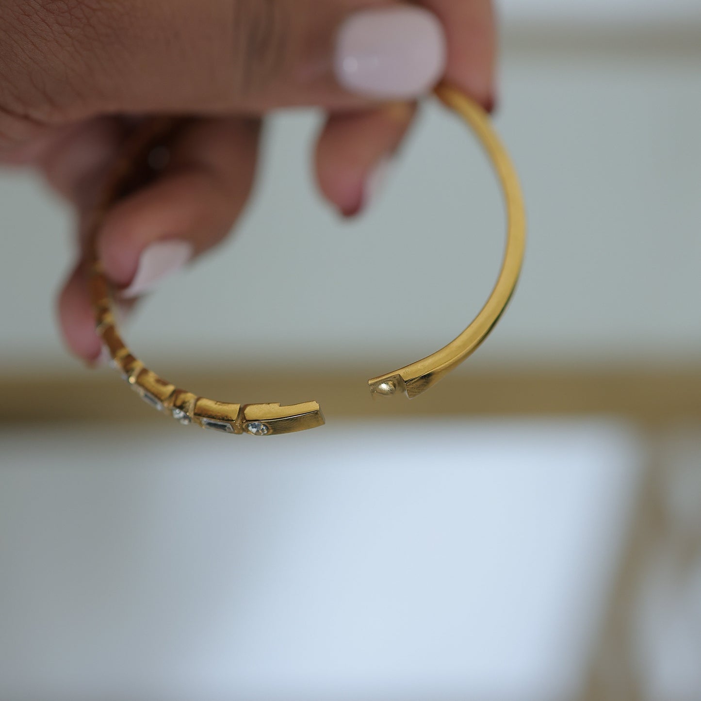 Aria CZ Diamond Bangle || DV145