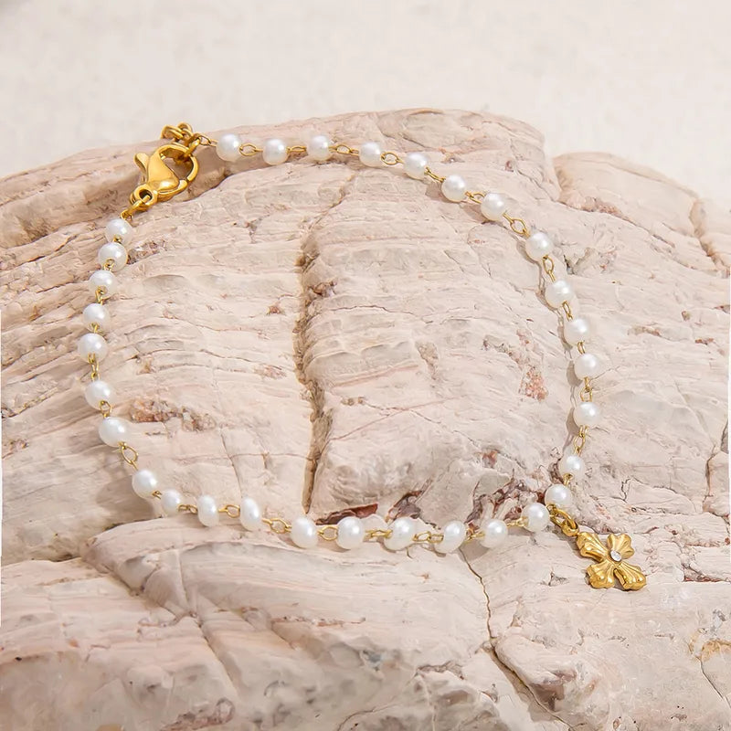 Pearl Elegance Charm Bracelet || DV27