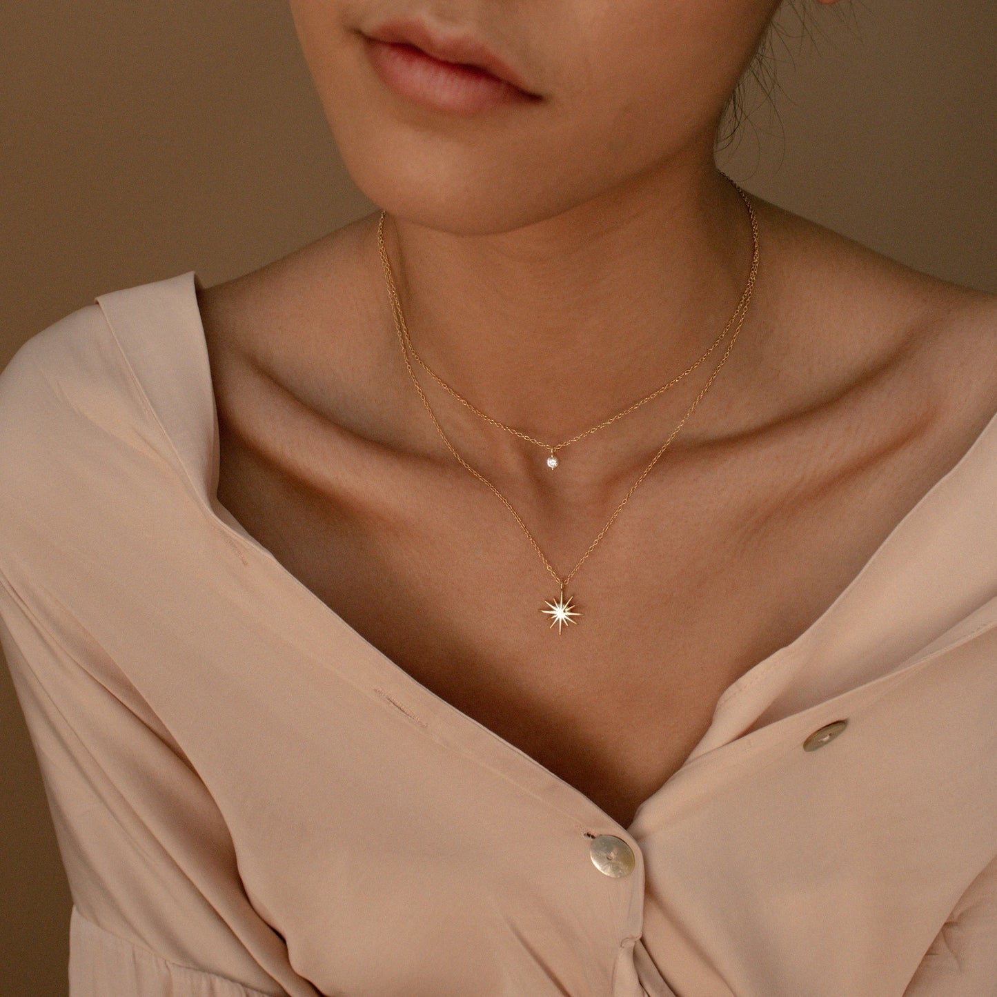 Layered Starburst Pendant Necklace || DV47