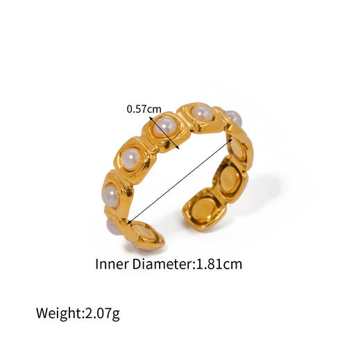 Open Ring with Pearl Accents || DV24