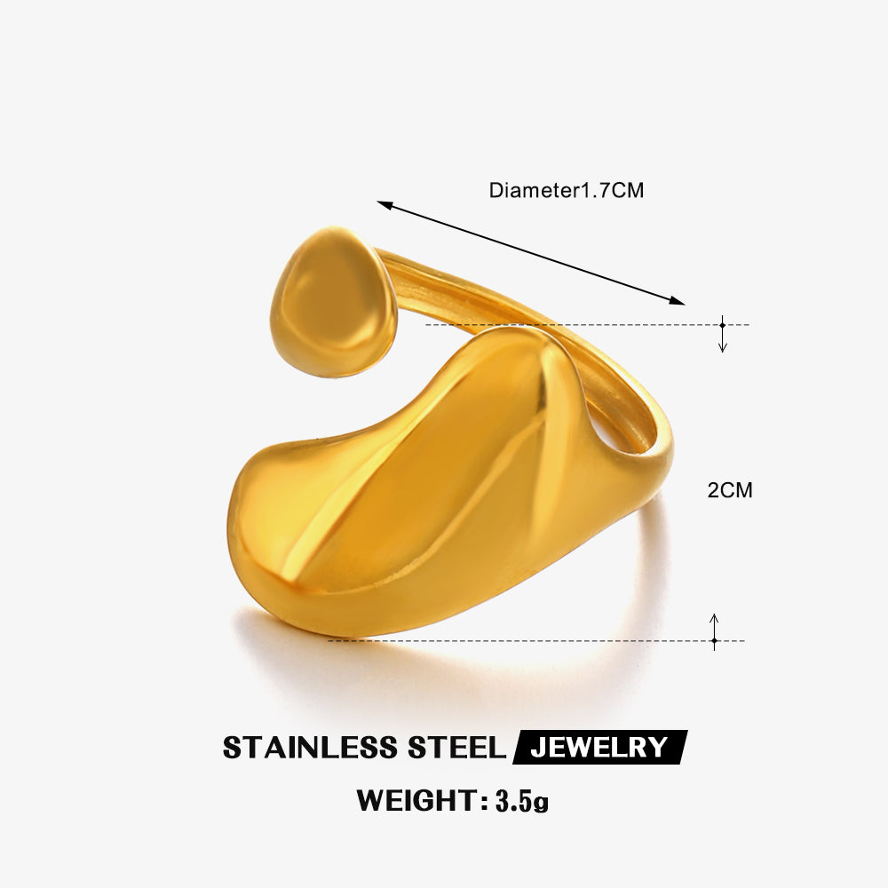 Fluid Gold Statement Ring || DV43