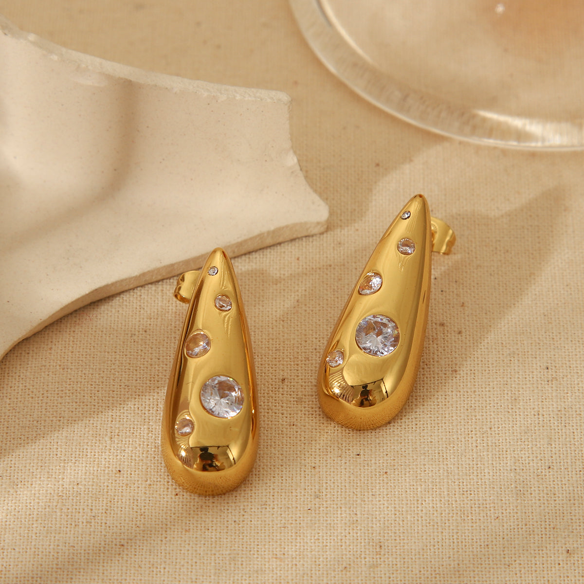 Luxe Drip Teardrop Earrings || DV25