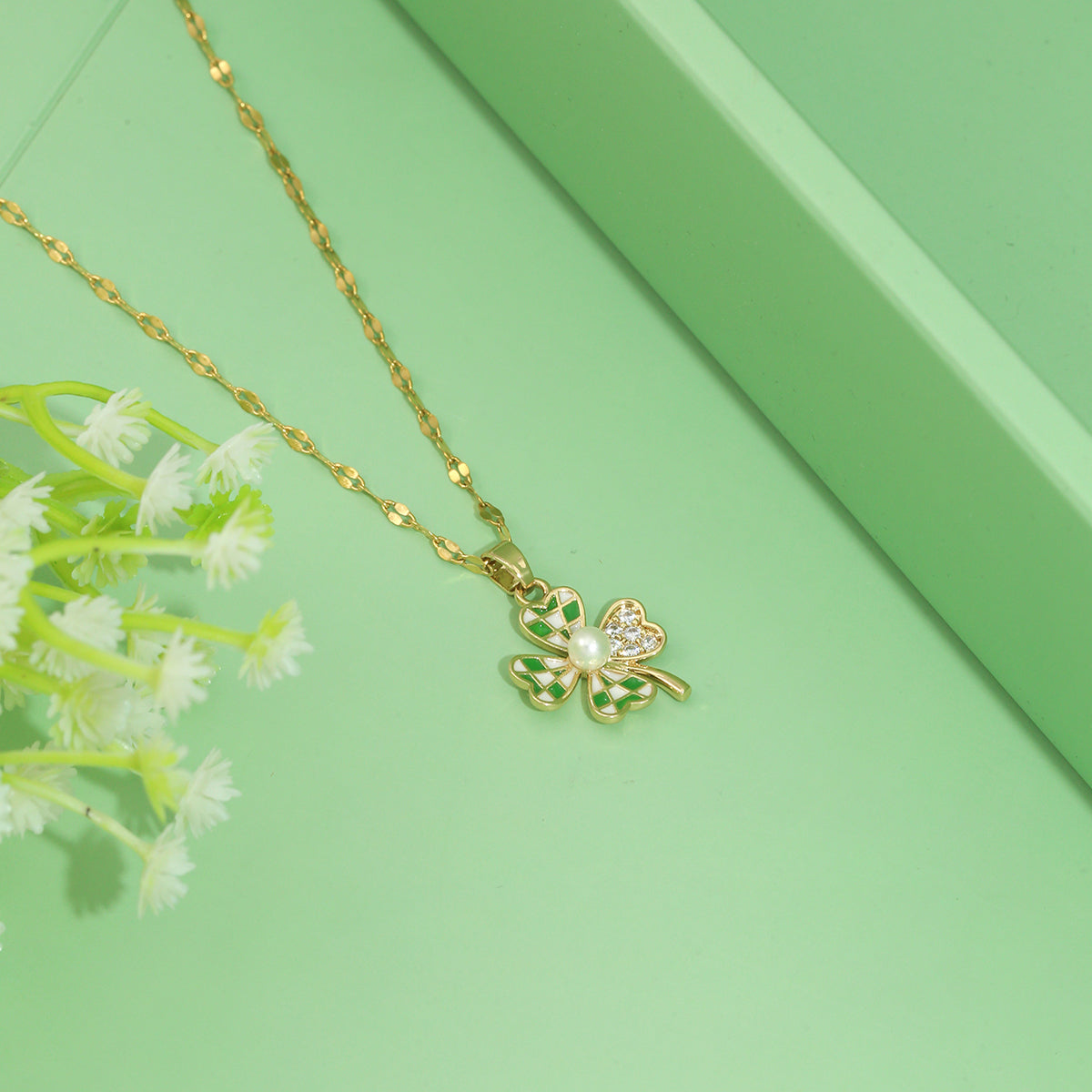 Lucky Clover Stainless Steel Pendant Necklace || DV37
