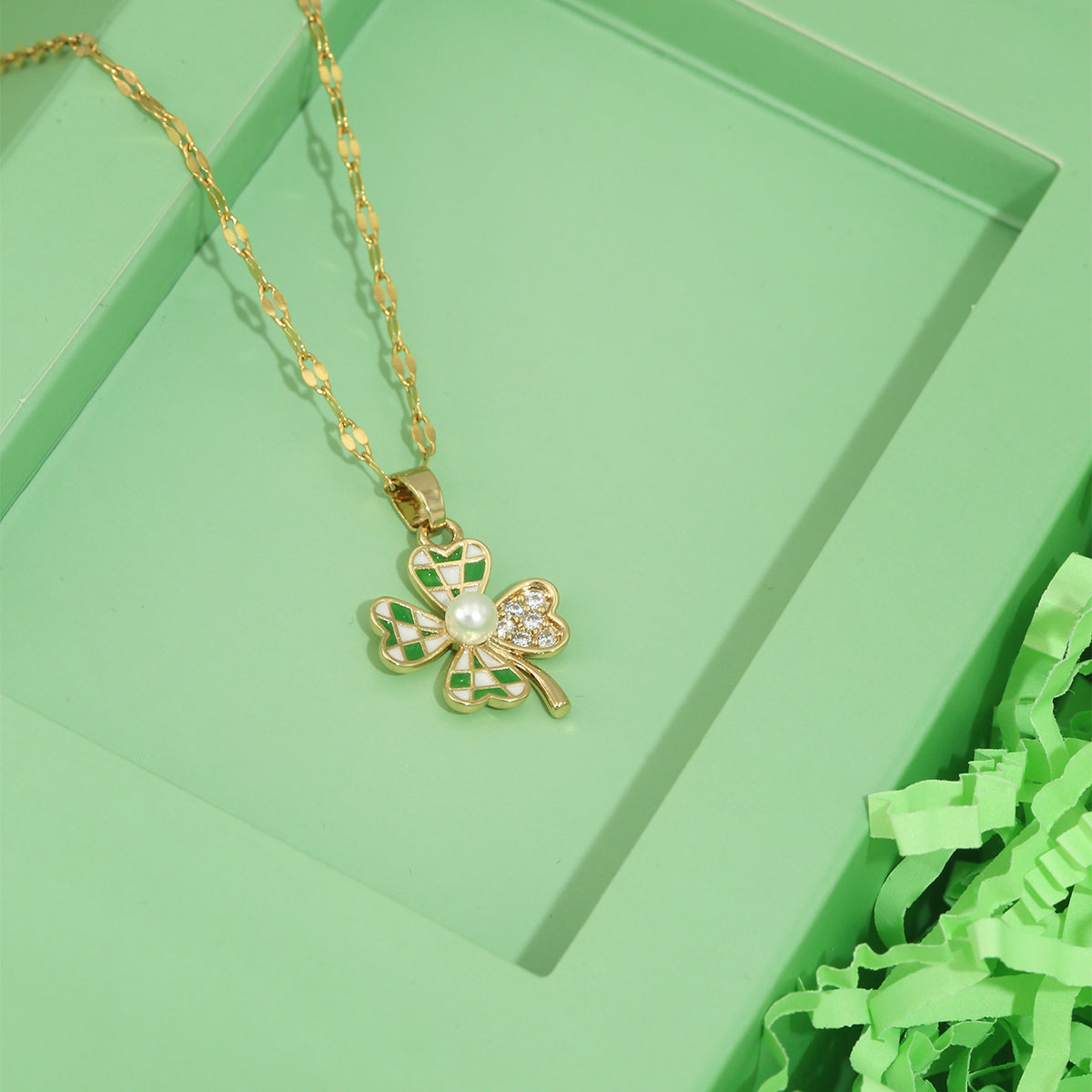 Lucky Clover Stainless Steel Pendant Necklace || DV37