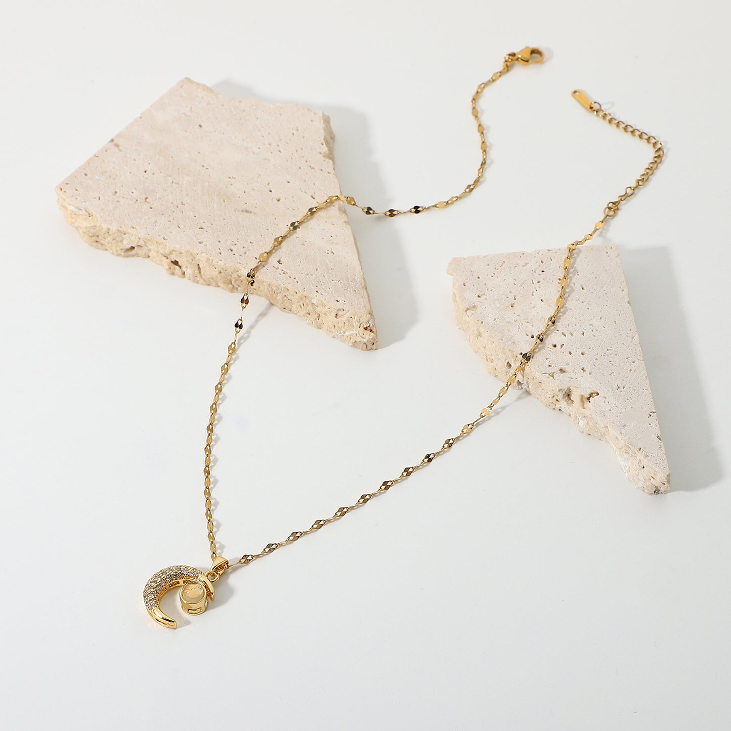 Celestial Moon Pendant Necklace || DV42