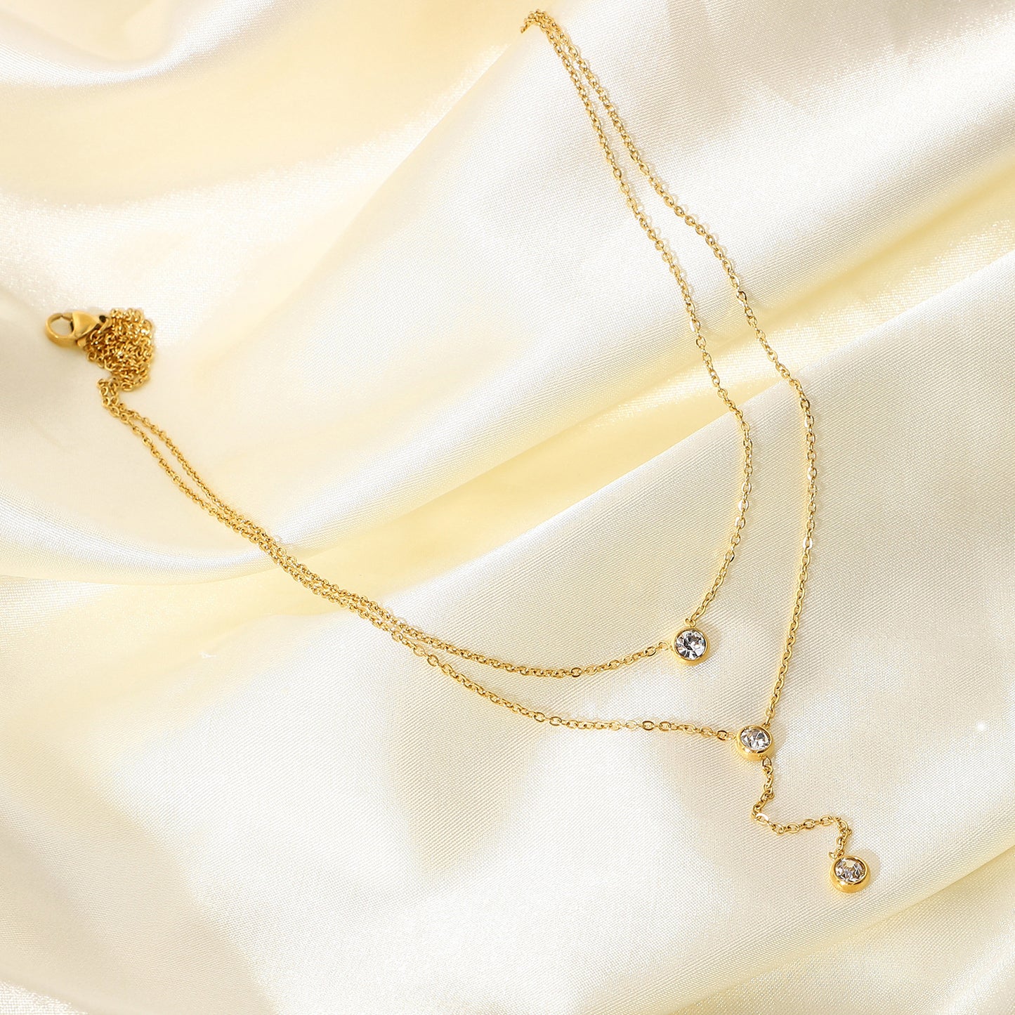 Radiant Drop Layered Necklace || DV15