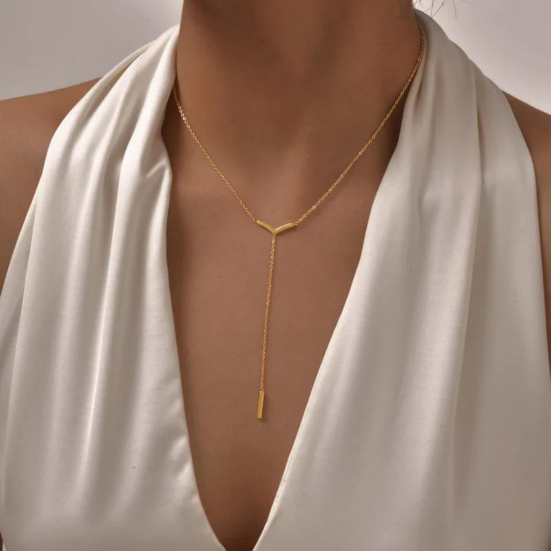 Elara Minimal Y-Necklace || DV121