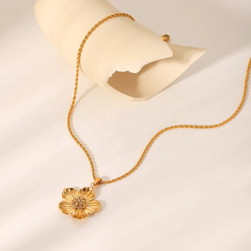 Aurielle Bloom Necklace || DV100
