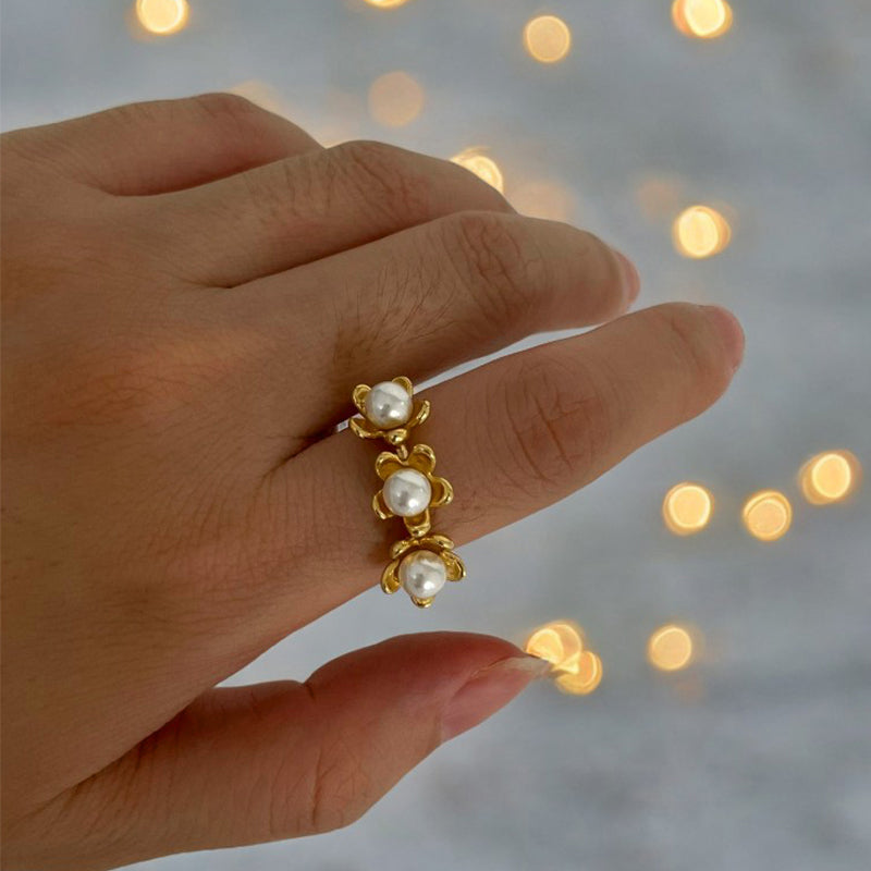 Petal Pearl Ring || DV208
