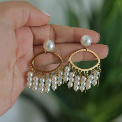 Marcelline Pearl Cascade Earrings || DV133