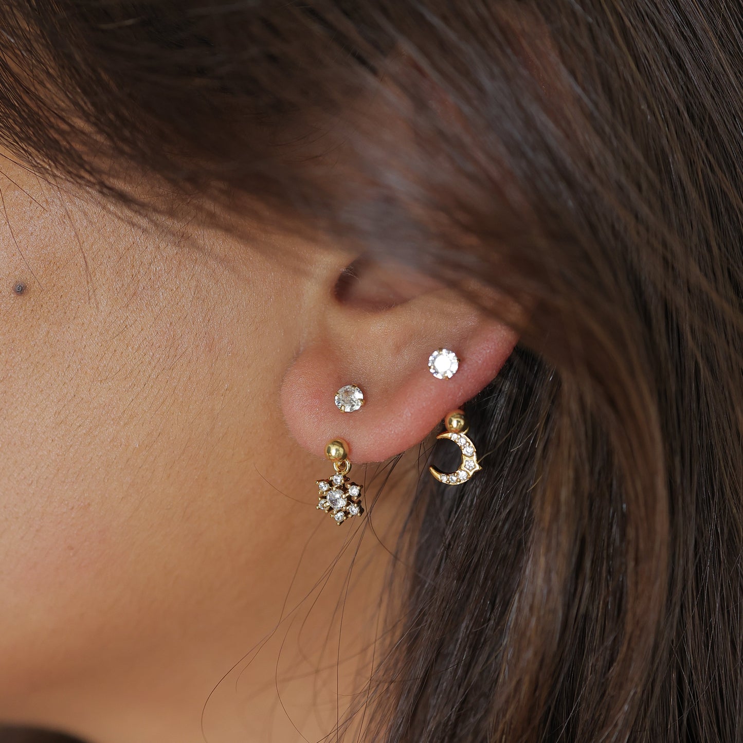 Liora  Drop Earrings || DV166