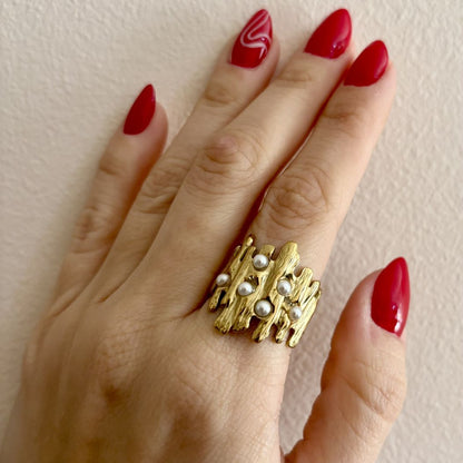 Auric Wave Pearl Ring || DV207