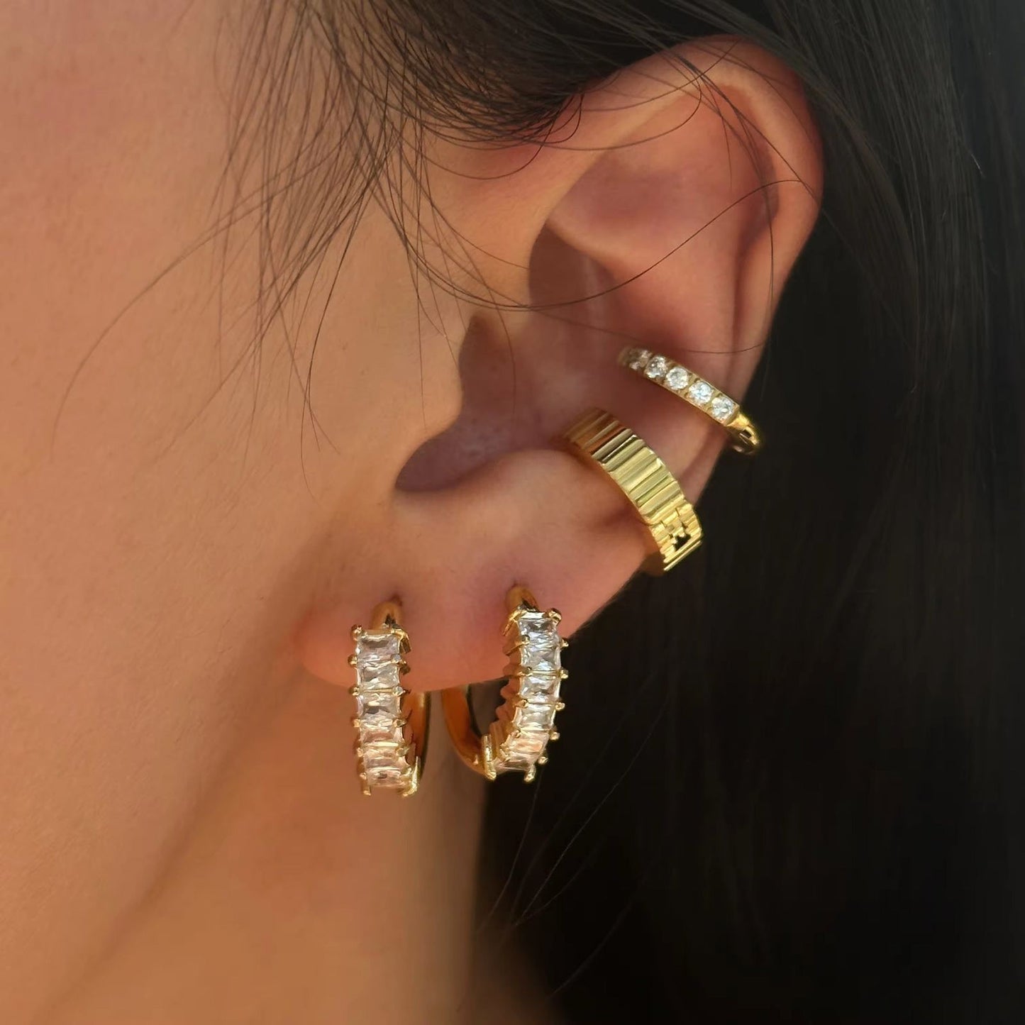 Glow Line Ear Cuff || DV203