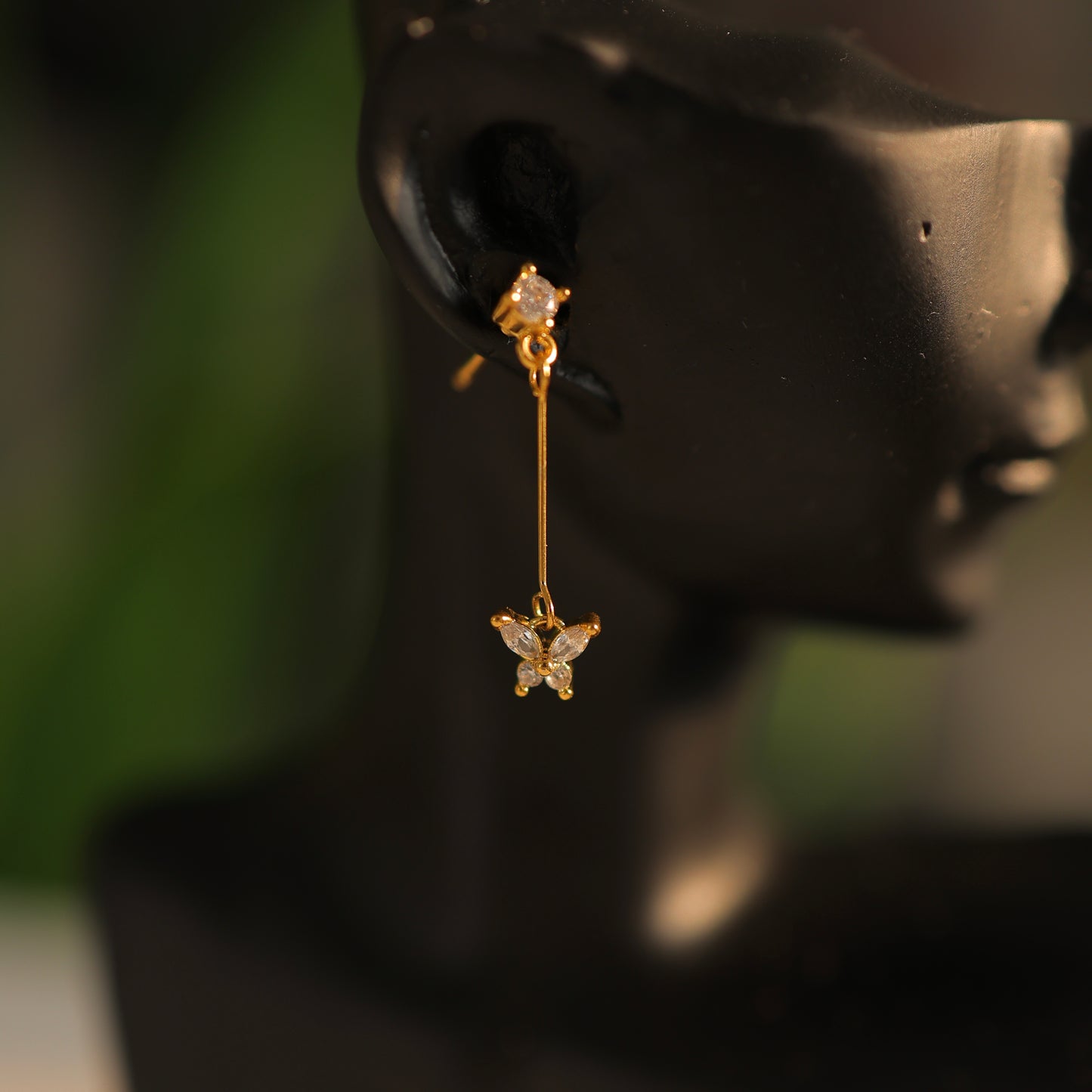 Crystal Flutter Earrings || DV513
