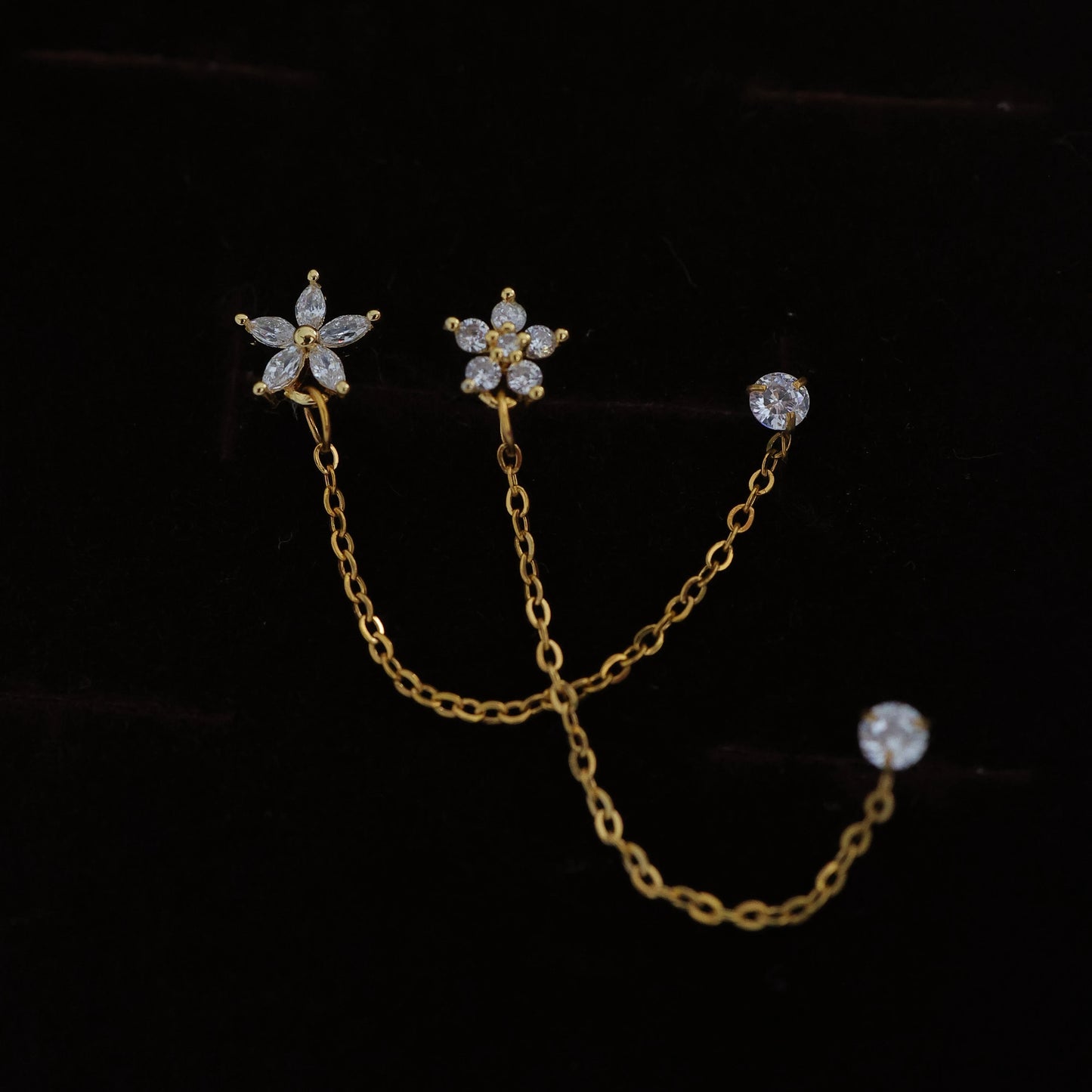 Faye Chain Stud Earrings- (Pair) || DV171