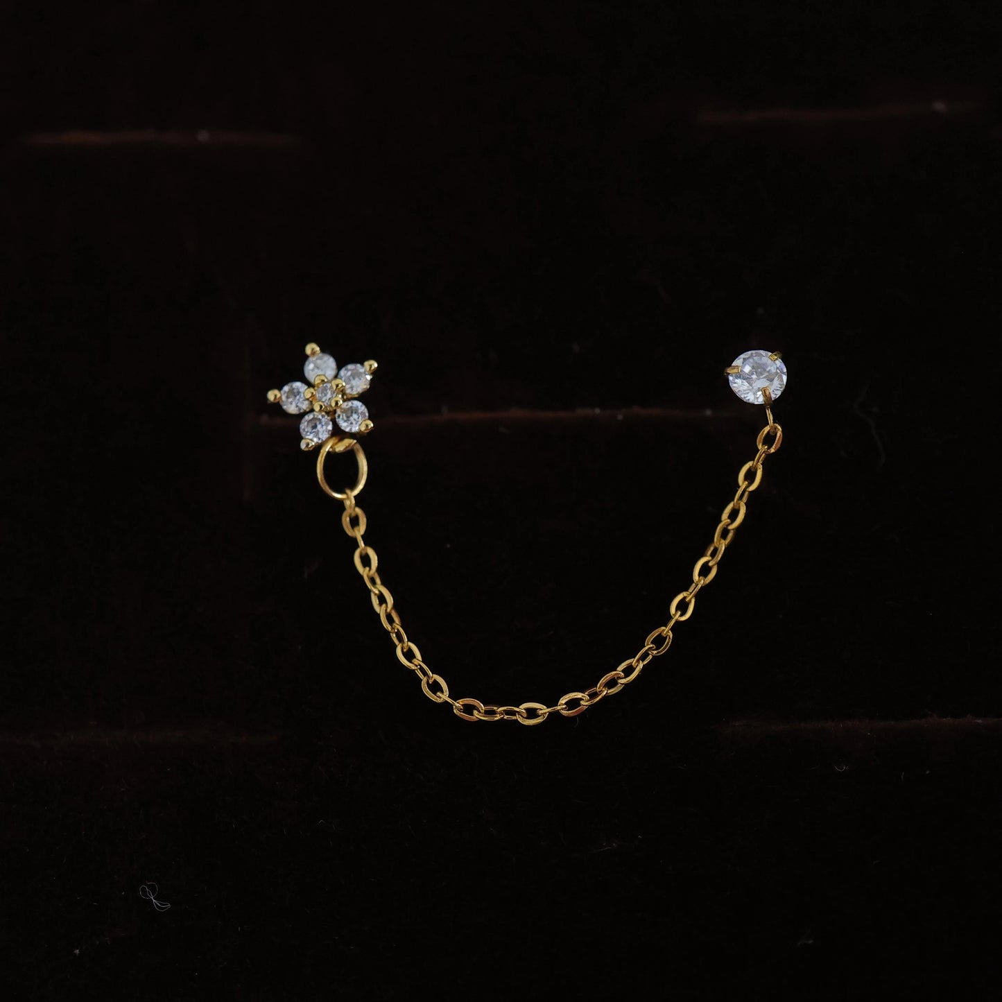 Faye Chain Stud Earrings- (Pair) || DV171