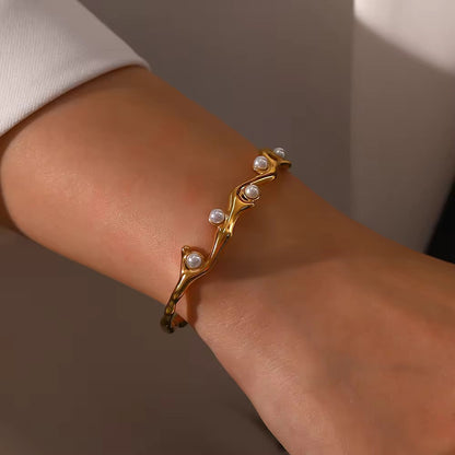 Golden Vine Cuff Bracelet || DV08