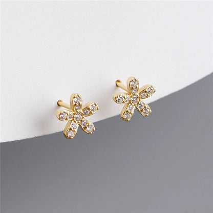Stella Bloom Studs || DV438