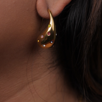 Gold Teardrop Hoop Earrings || DV04