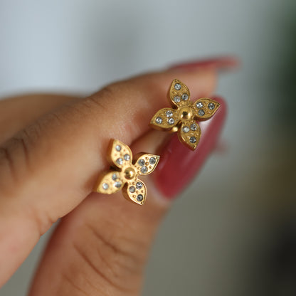 Blossom Luxe Studs || DV137