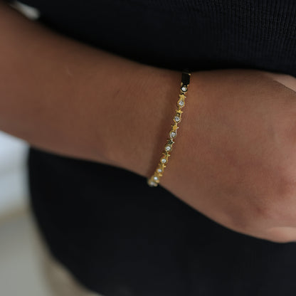Aurora Dainty Bangle  || DV146