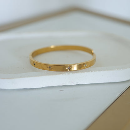 Starry Glow Cuff || DV147