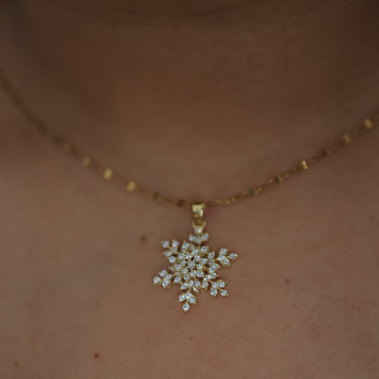 Frostflake Spark Pendant Necklace || DV193
