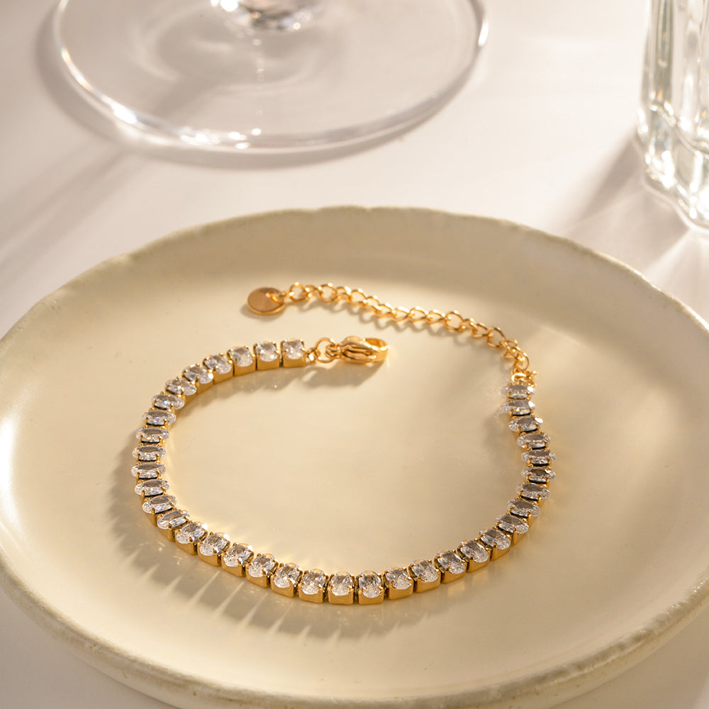 Radiant Oval Tennis Bracelet || DV411