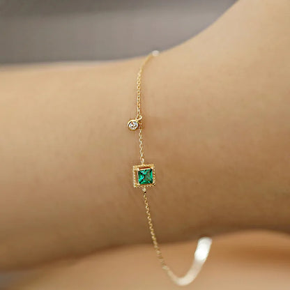 Kaia Emerald Charm Bracelet || DV423