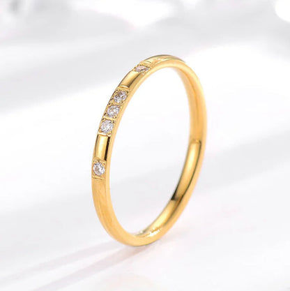 Claudia Cubic Zirconia Band Ring || DV134