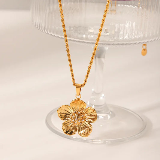 Aurielle Bloom Necklace || DV100