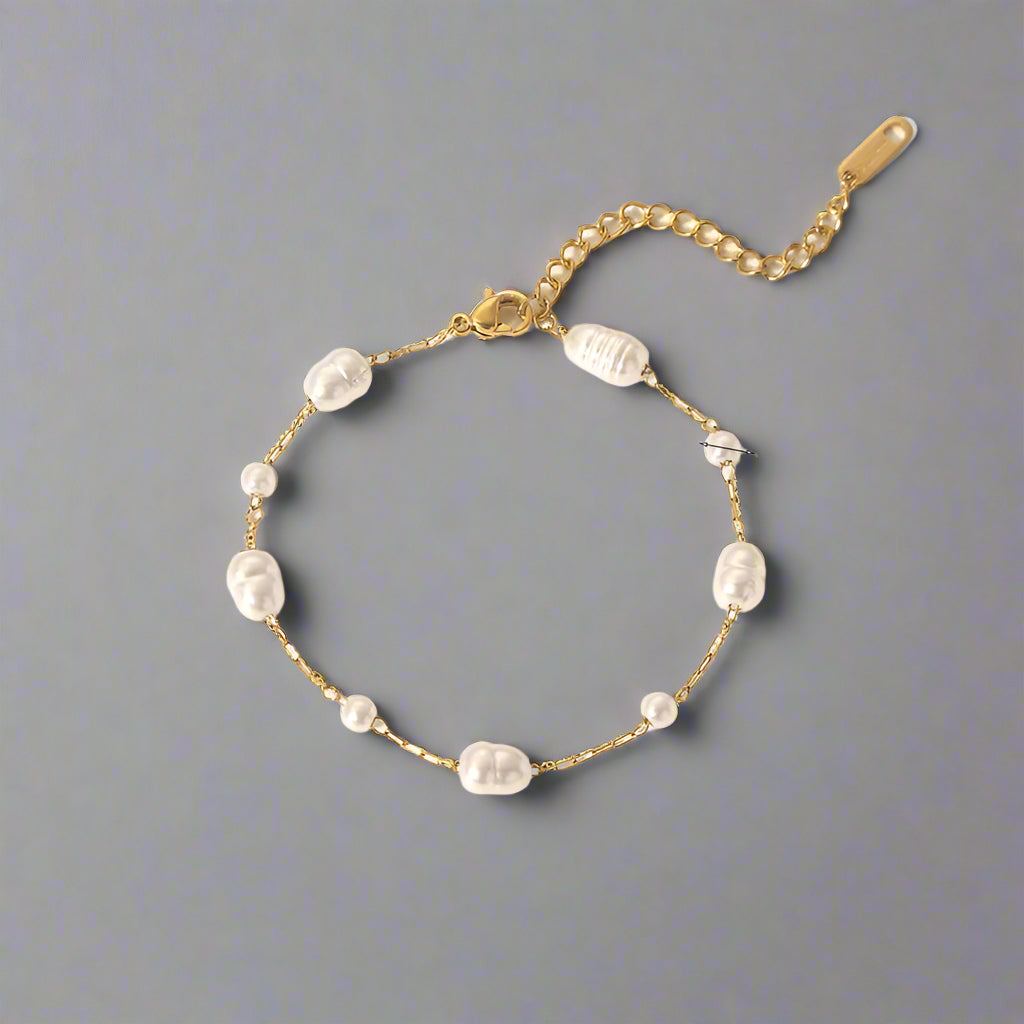 Luna Pearl Bracelet || DV79