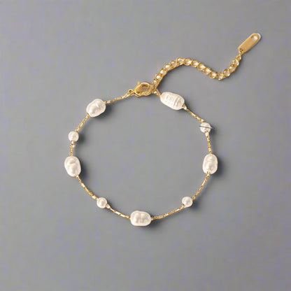 Luna Pearl Bracelet || DV79