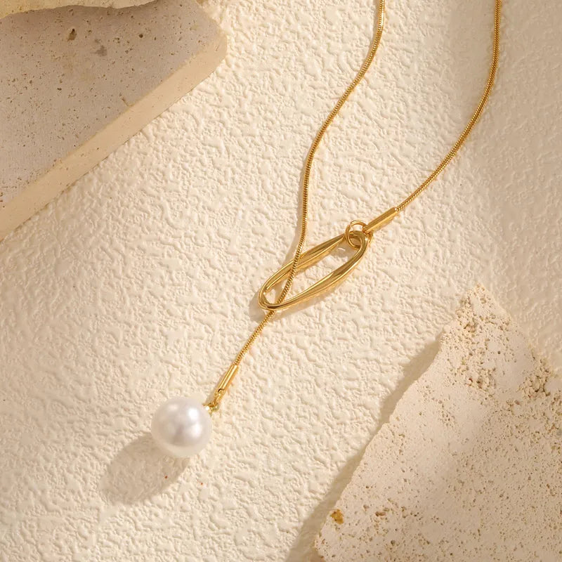 Lune Drop Necklace || DV83