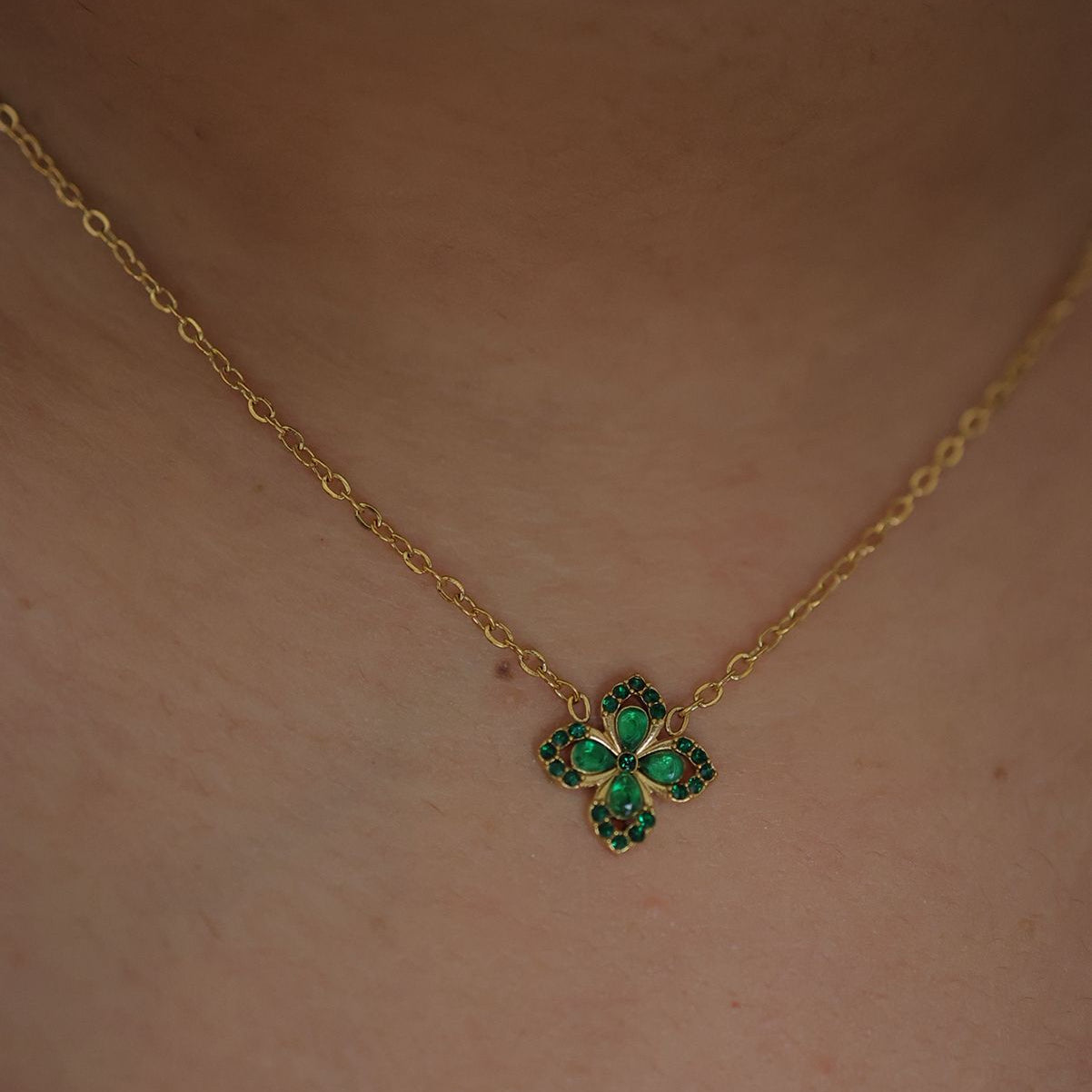 Emerald Bloom Charm Necklace || DV195