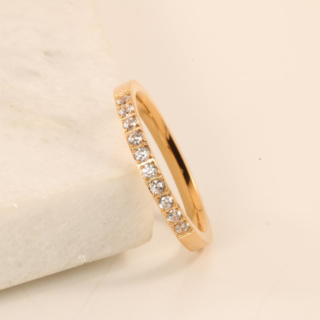 Elora Slim Diamond Band || DV159