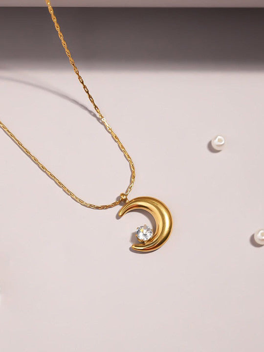 Moonbeam Crystal Necklace || DV360
